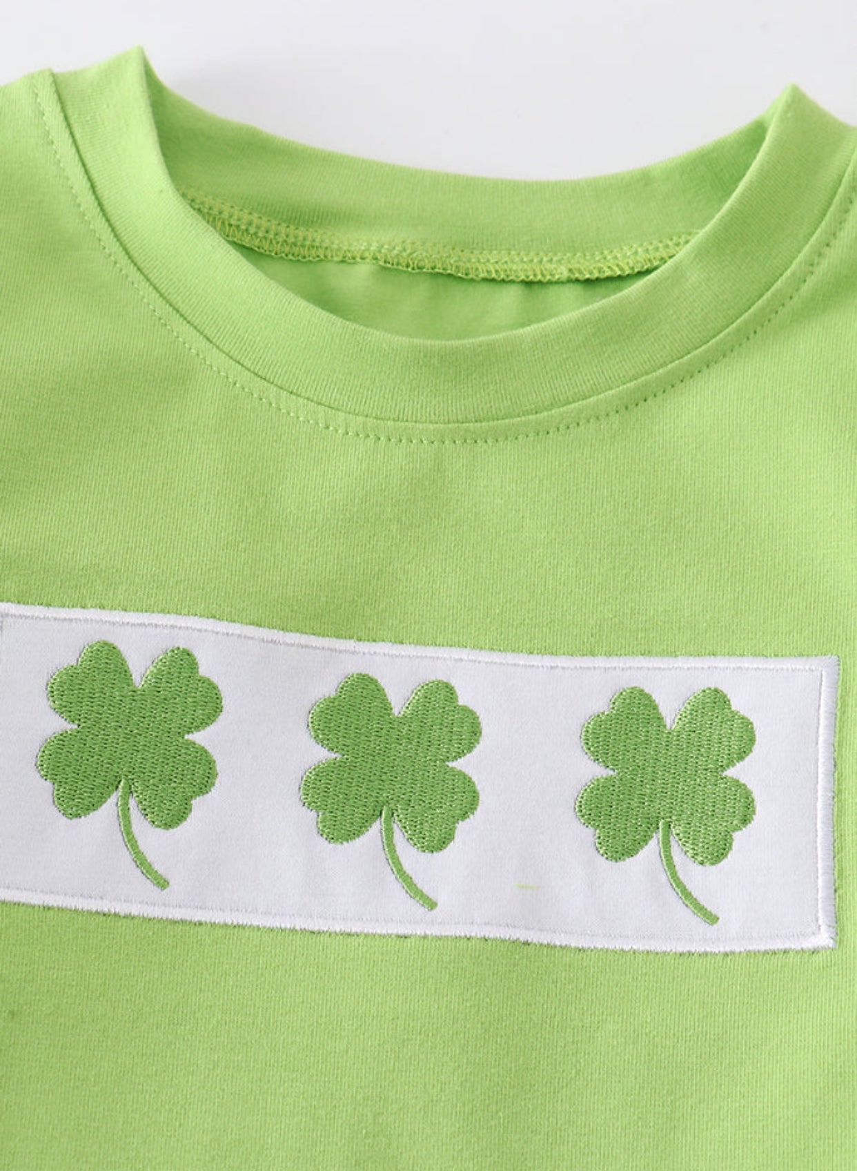 Green 4-Leaf Clover Embroidery Set